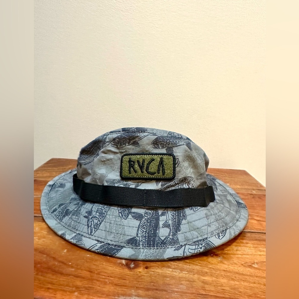 RVCA Ben Horton 100% Cotton Fisherman Bucket Hat Camo Fish Print Hidden Pocket